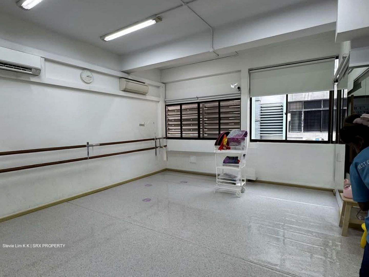 Goldhill Shopping Centre (D11), Retail #560839951